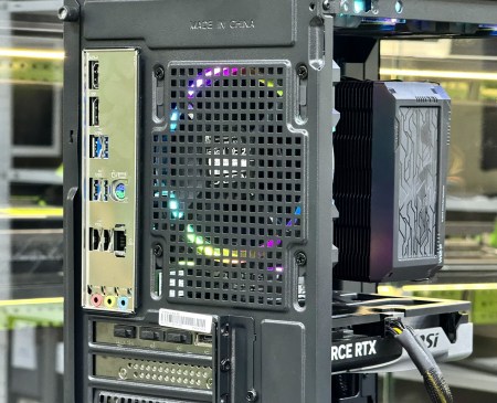 AMD Ryzen 5 9600x 4